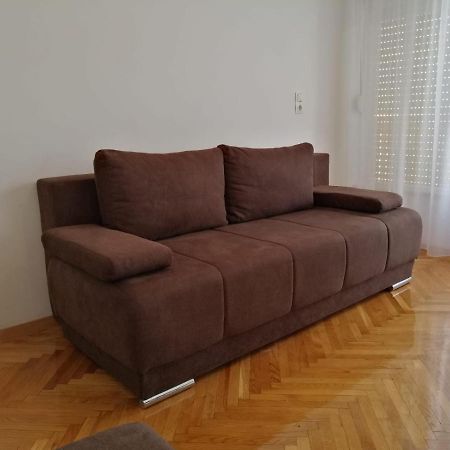 Apartments Leptiric Подстрана Екстер'єр фото